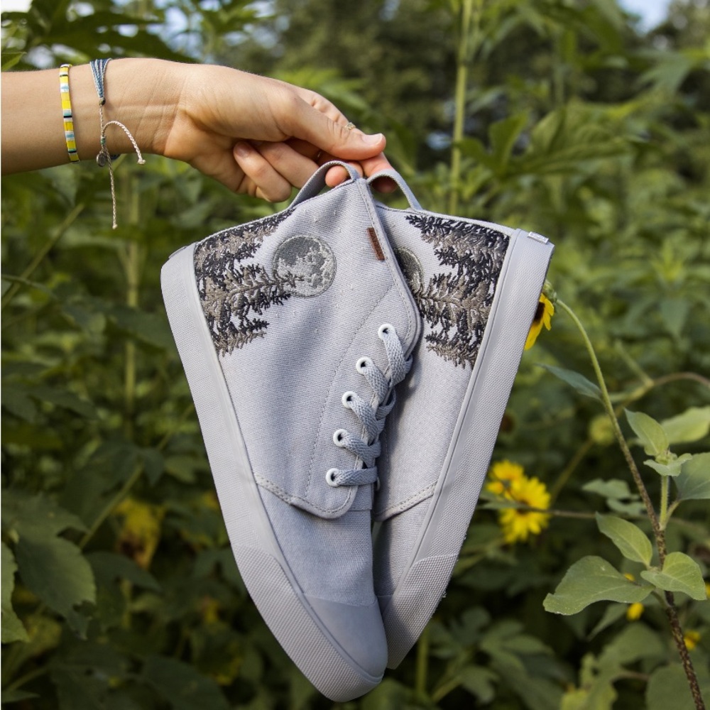 NEW Bangs Carolina Tree High Tops - Women’s US 8.5/Mens US 7